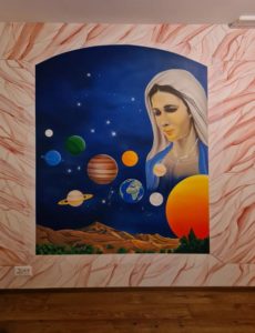 Wandmalerei-Airbrush mit Fluoreszenzfarbe